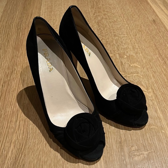 Prada Shoes - Prada suede pump with flower